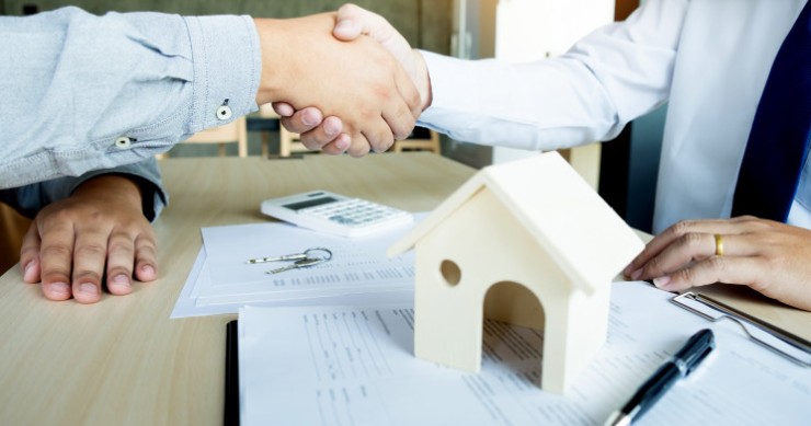 The costs of preparing property deeds when buying or selling property in Italy