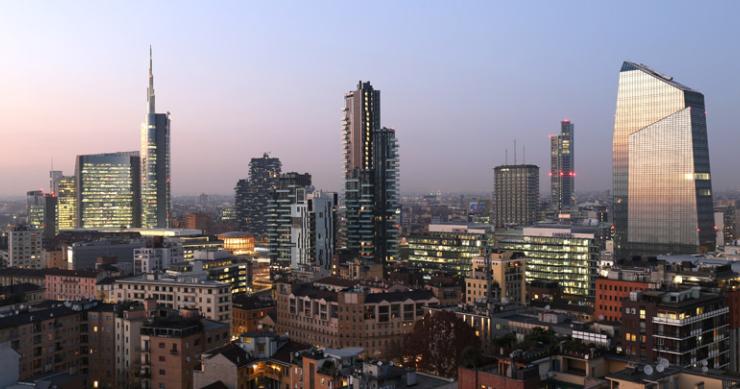 Dalla megalopoli alla città interconnessa: la rigenerazione urbana passa da borghi e periferie
