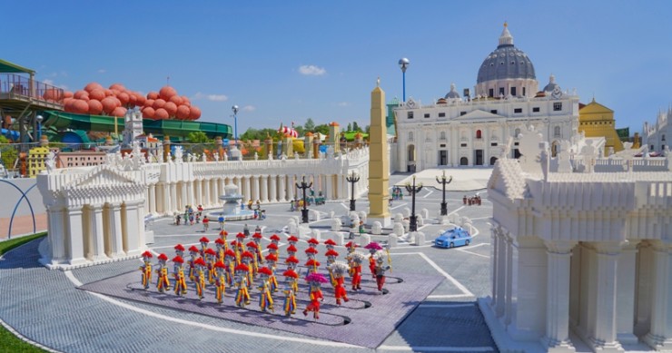 Riapertura parchi divertimento, ripartono Gardaland e l’Italia in miniatura di Miniland
