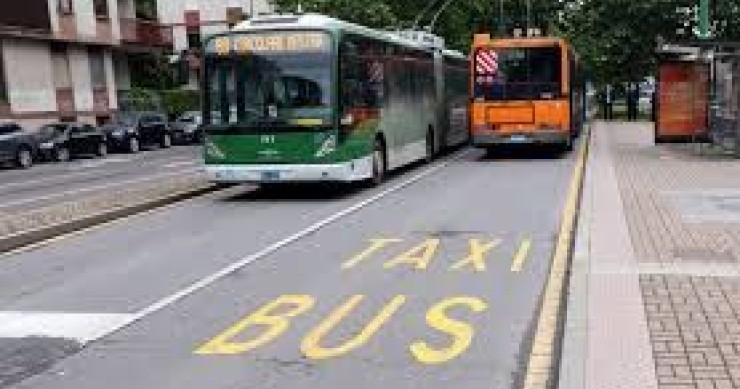 Trasporti, sindacati: domani sciopero bus e metro per il contratto