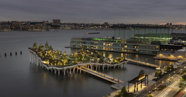 Apre Little Island, il nuovo parco sulle acque del fiume Hudson di New York