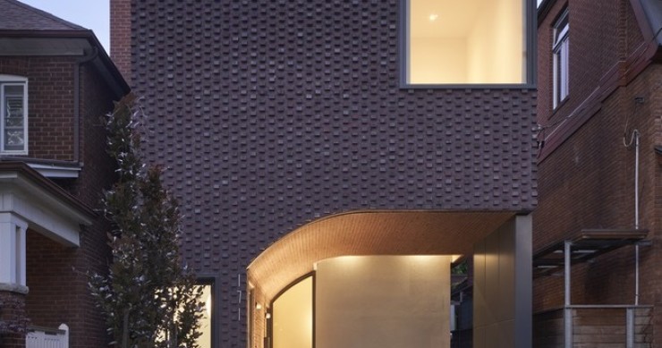 Una volta nello stile dell'antica Roma rende speciale questa casa di design a Toronto