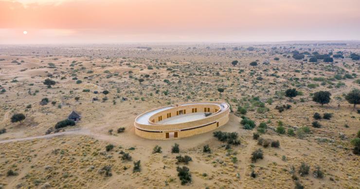 Una curiosa scuola in India per promuovere l'educazione delle donne