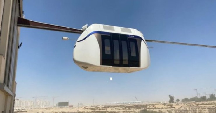 Capsule futuristiche per alleviare il traffico delle grandi città