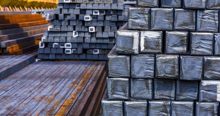 Italia, Pmi manifatturiero agosto sale oltre attese a 60,9 punti