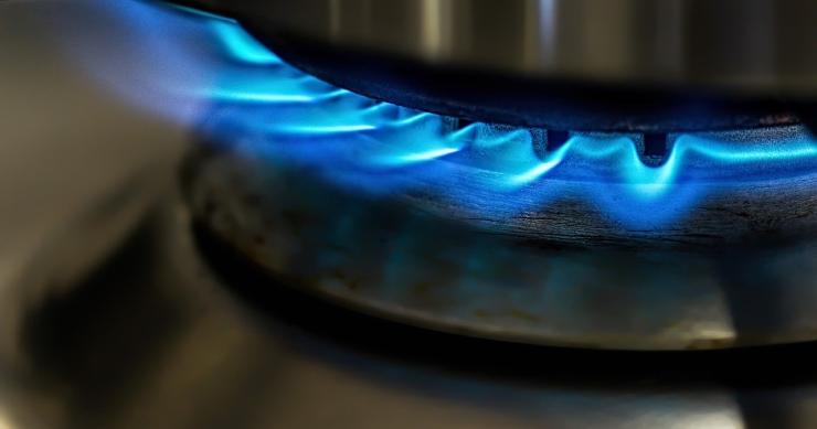 Aumento delle bollette di luce e gas, ecco cosa ha deciso il governo e gli interventi in programma
