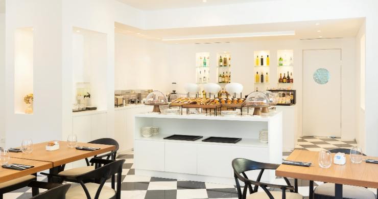 Riapre al pubblico l’Hotel Morfeo: le foto del restyling
