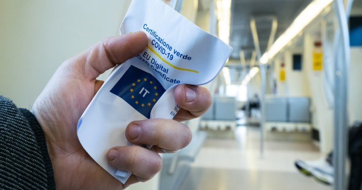 Regole per viaggiare in Europa, ecco le nuove norme anti covid