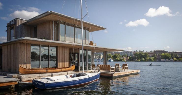 Una casa prefabbricata e galleggiante