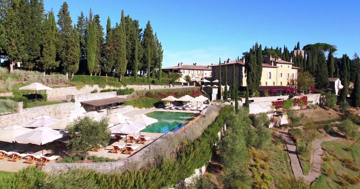 Ferragamo vende la tenuta di Castiglion del Bosco a Montalcino, storica cantina del Brunello