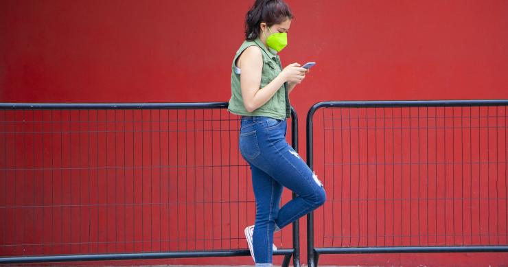 Decreto covid in Gazzetta Ufficiale, cosa cambia dal 1º aprile per green pass e mascherine