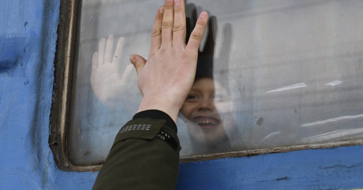 La piattaforma di solidarietà che ti permette di ospitare profughi ucraini a casa