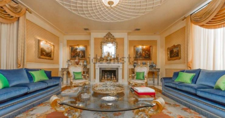In vendita un palazzetto storico gioiello di eleganza nel cuore di Roma per 8,2 milioni

