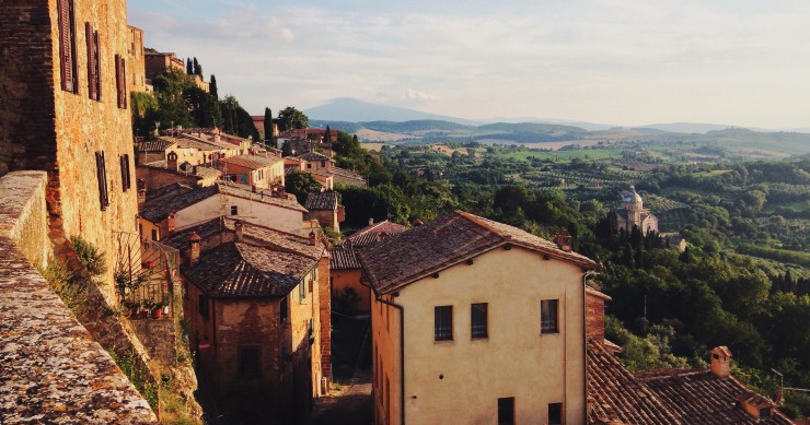 Vând proprietate în Italia