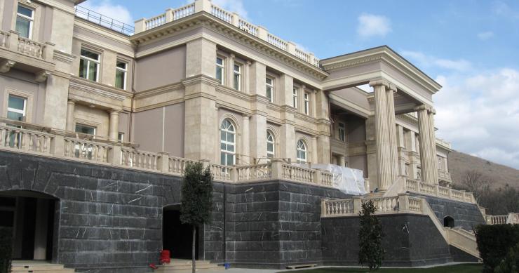 Così è la casa segreta di Putin sul Mar Nero con una chiesa e un tunnel privato al mare