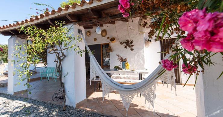 Come arredare casa in estate e prepararla per la bella stagione