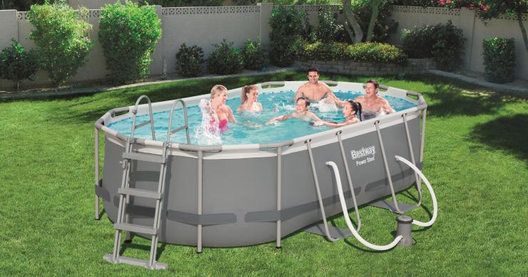 La piscina fuori terra di Bestway per tutta la famiglia che puoi comprare su Carrefour per meno di 300 euro