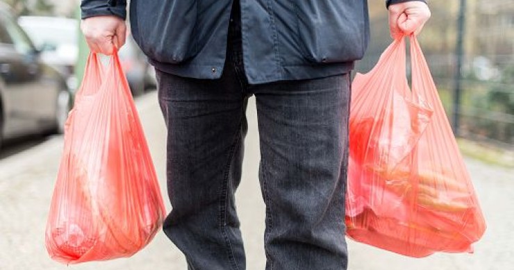 Istat: reddito famiglie +2,6% in I trim. ma potere d'acquisto +0,3%