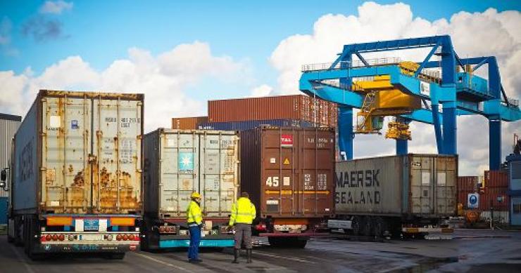 Transport e Environment: stop ai camion inquinanti entro 2035