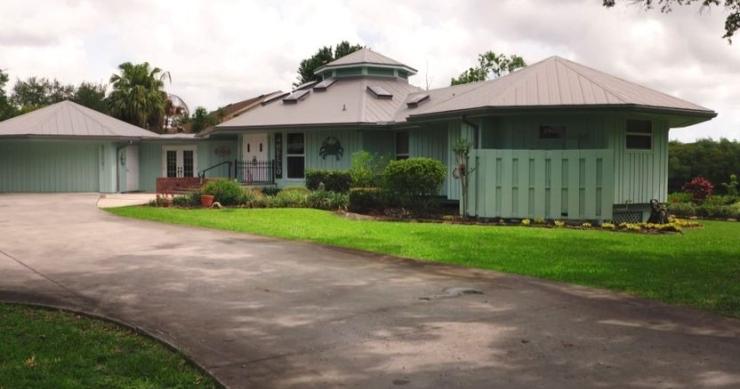 Ecco “la casa più brutta d’America”. Il premio? Una ristrutturazione da 150mila dollari