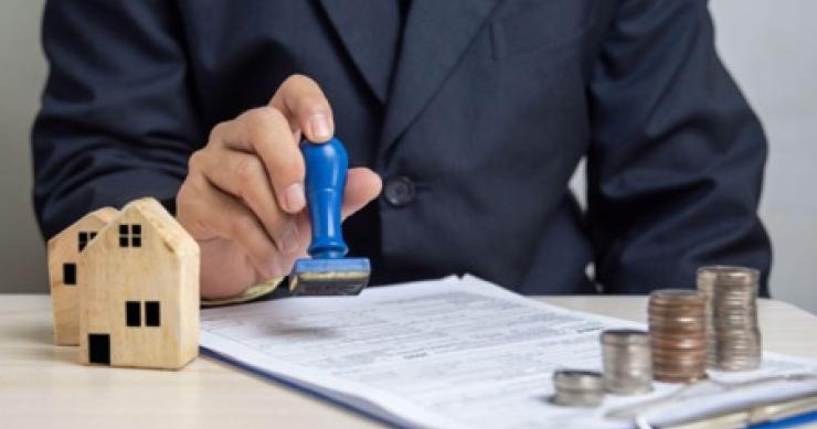 Contratto di locazione commerciale tra privato e società