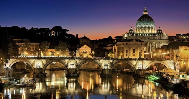 Travel to Rome this Christmas