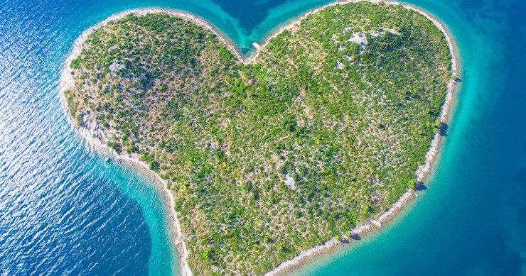 Isola a forma di cuore