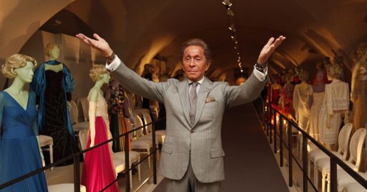 Il gigante del lusso francese Kering compra 30% di Valentino per 1,7 mld