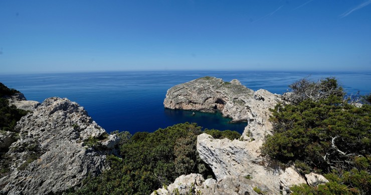 cosa vedere riviera del corallo