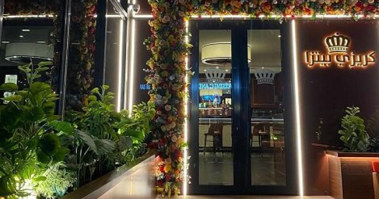 Crazy pizza di Briatore cresce in Medio Oriente: nuovo locale a Kwait City