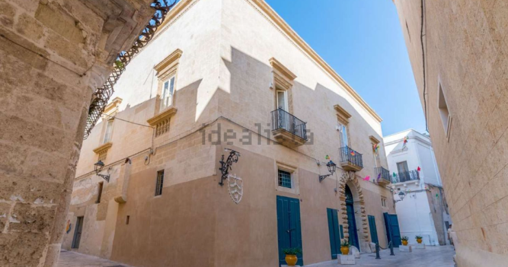 Palazzo nel centro di Grottaglie