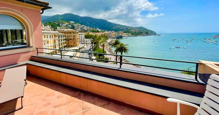 Case vista mare con lo sconto