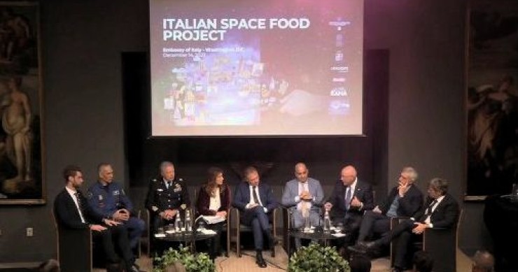 La cucina italiana candidata a patrimonio Unesco vola in orbita