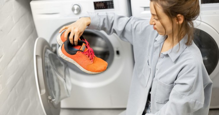 come lavare le scarpe in lavatrice