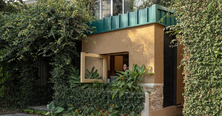 La ampliación en el complejo residencial de El Retiro en Guayaquil se concibió como “la casa que crece”