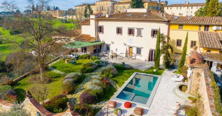 Villa alle porte di Firenze