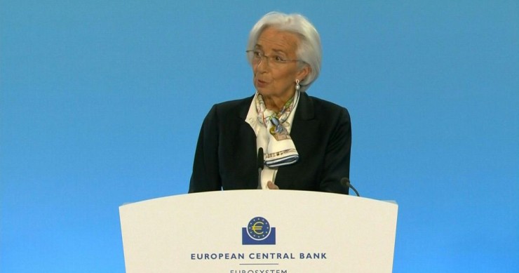 Lagarde: inflazione sotto controllo, taglio tassi molto probabile