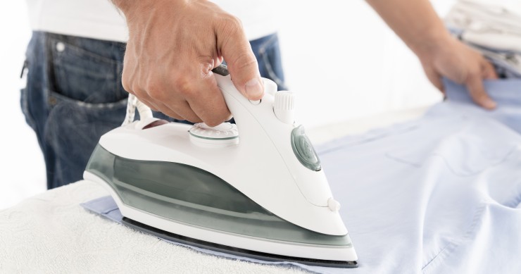 Come pulire il ferro da stiro