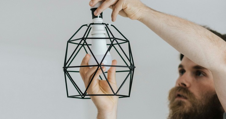 Distacco luce per morosità