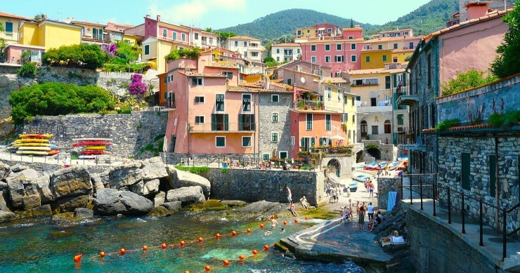 paesi particolari liguria