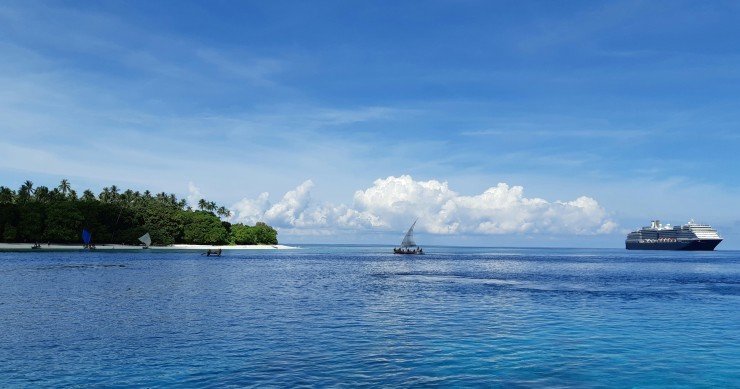 lo stato con piu lingue al mondo