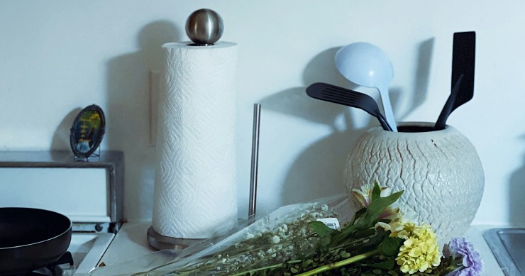 carta da cucina dove si butta