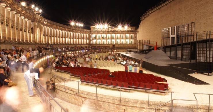 perche il teatro sferisterio si chiama cosi