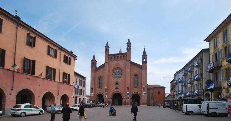Duomo San Lorenzo, Alba