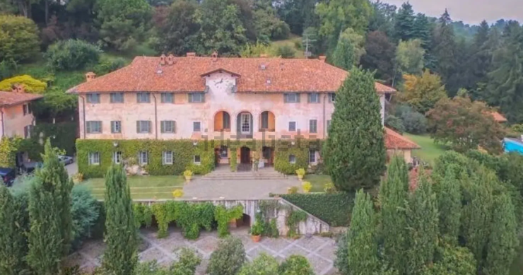 villa con piscina