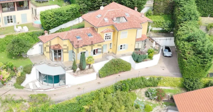villa