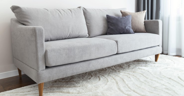 Come pulire un divano in tessuto