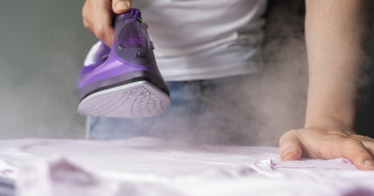 il ferro da stiro uccide gli acari?