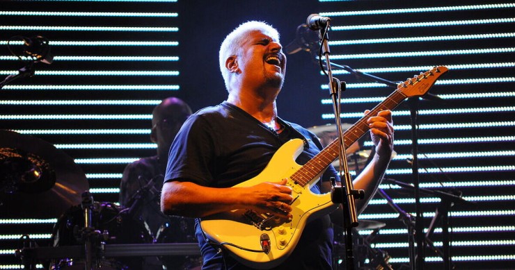 Pino Daniele duante un concerto