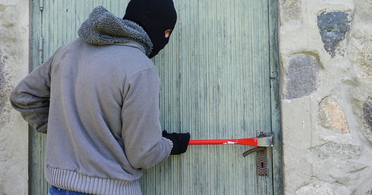 Occupazione abusiva, intruso